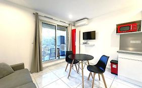 Superbe Studio Terrasse Centre Ville Et Plages A Pieds